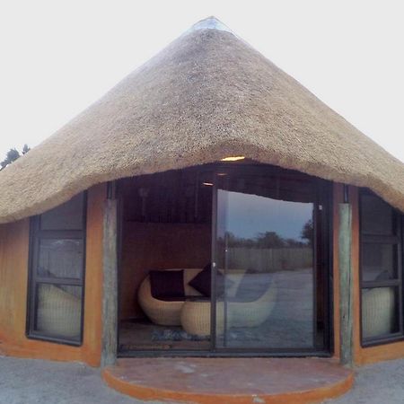 Ongula Village Homestead Lodge Ондангва Экстерьер фото