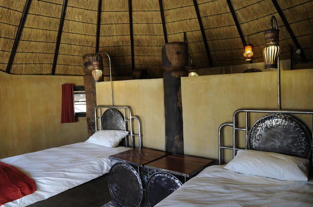 Ongula Village Homestead Lodge Ондангва Экстерьер фото